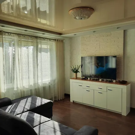 Studio Apartment *